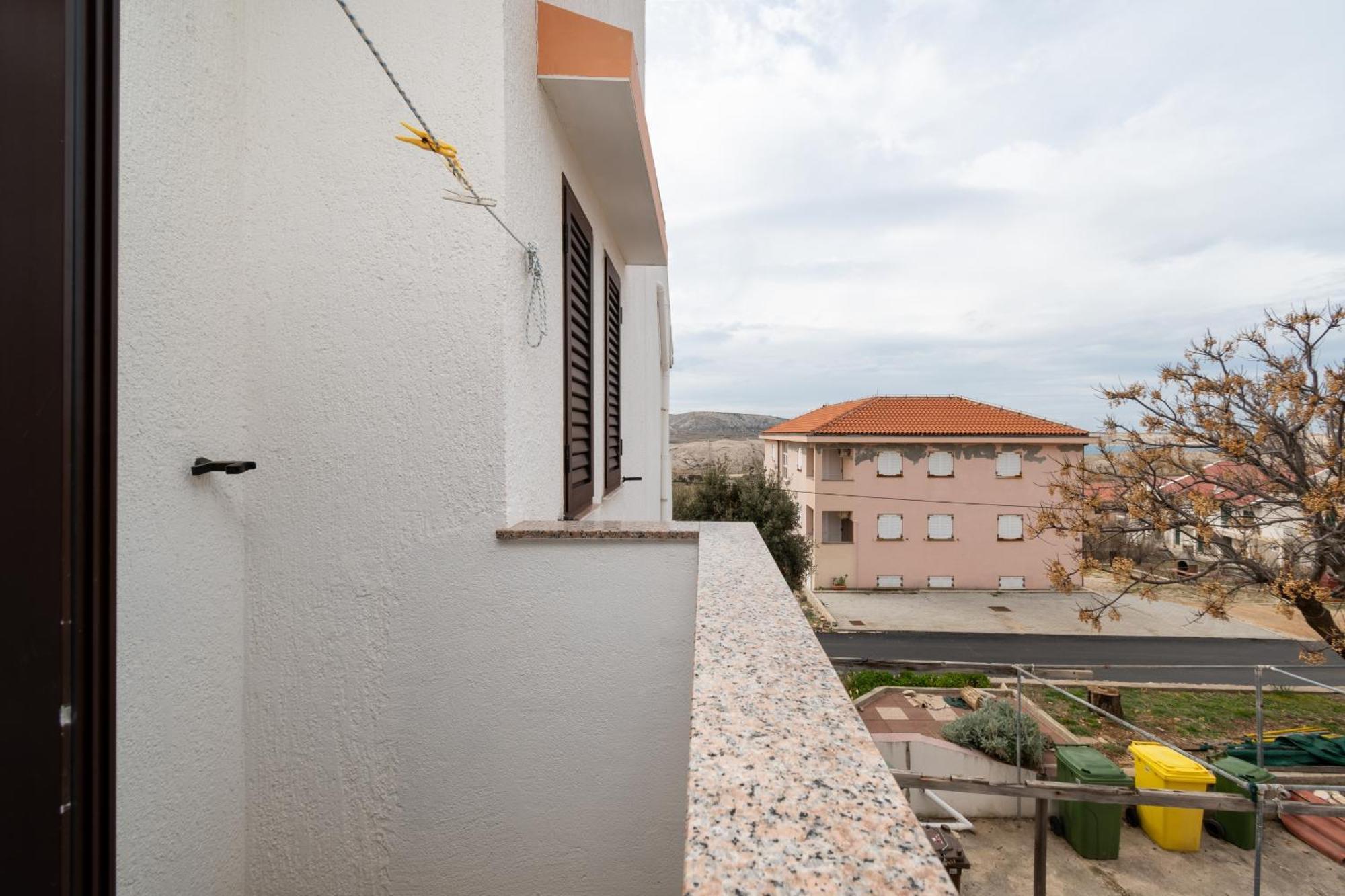 Apartments And Rooms With Parking Space Zubovici, Pag - 16063 Экстерьер фото